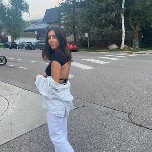 Meet your Posher, Noa